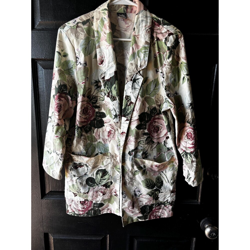 80s cabbage rose floral shabby chic cottagecore look oversize blazer Judy Knapp